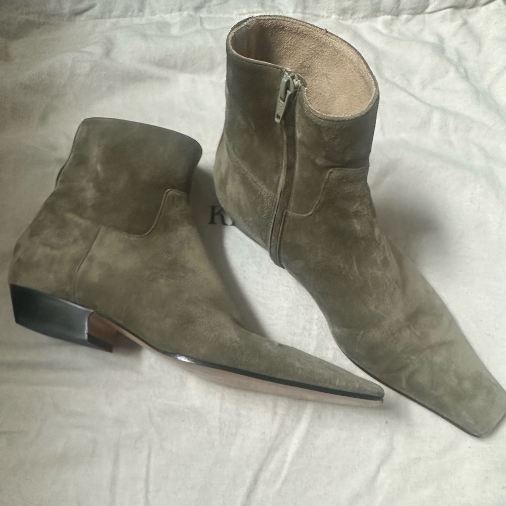 Khaite Marfa Boots IT40